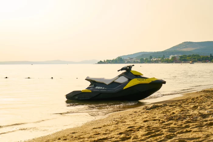 Rent 15 minutes Jet Ski